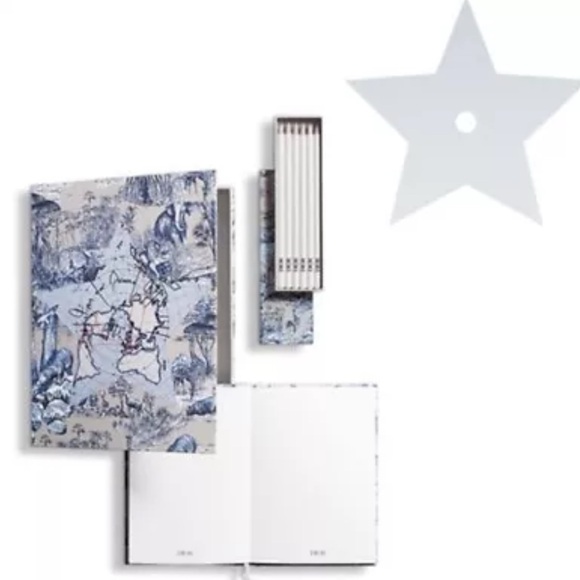 Christian Dior Gift Set Notebook & Pencils Limited Edition Around The Wo… - Picture 1 of 3